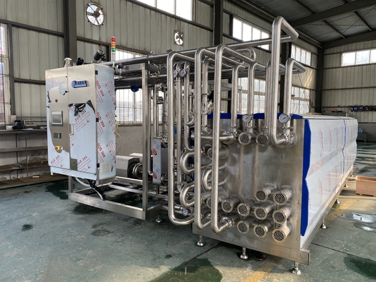 কাস্টমাইজড 500-20000 L/H UHT স্টেরিলাইজার জন্য কমলা / আপেল / নারকেল রস প্রক্রিয়াকরণ লাইন উচ্চ মানের UHT নির্বীজন মেশিন